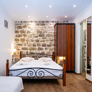 New Rustic Tonko Appartement